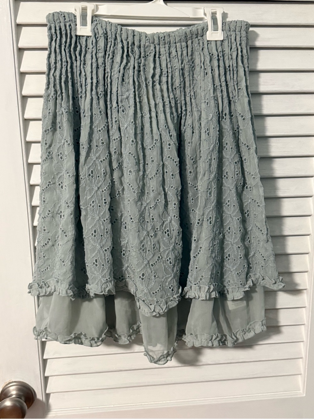 Free People Women’s Sage Eyelet Midi Skirt Lightweight Layered Design. S NWT
